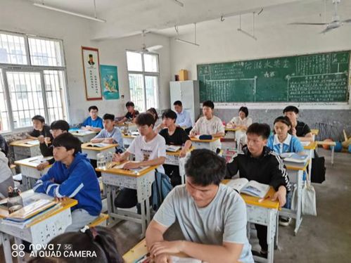 筑梦教育之路，共绘教学新篇——记潢川县教育研究中心第六视导组莅临双柳中学开展教育教学检测与评价活动